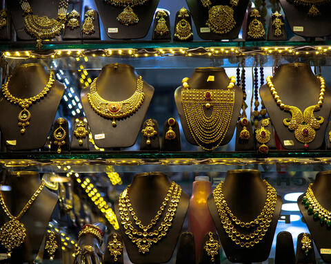 Dubai: Gold Prices Slip, 24K Trades At Dh2152.50 Per 10 Gram