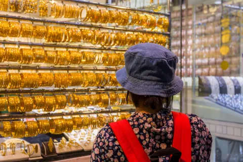 How Do Wars Affect Gold Prices?